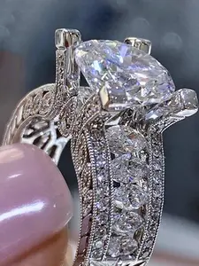 Fashion Artificial Zircon Decorated Ring, Elegant Jewelry for Women & Men for Party, Daily Clothing Decor, Trendy All-match & Exquisite Jewelry for Birthday Gift, Elegant Everyday Ring