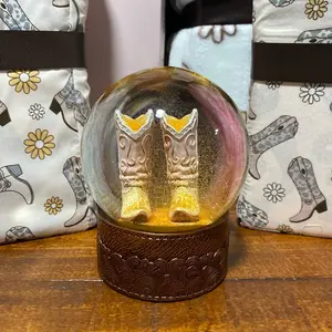 Western Glitter Globe