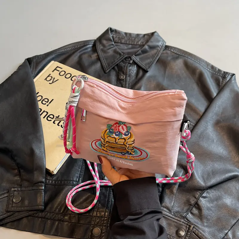 New simple and stylish embroidered small bag for women, summer mobile phone bag, crossbody nylon bag