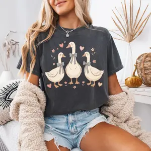 Vintage Goose T-Shirt, Cottagecore Animal Graphic Tee, Cozy Retro Goose Shirt