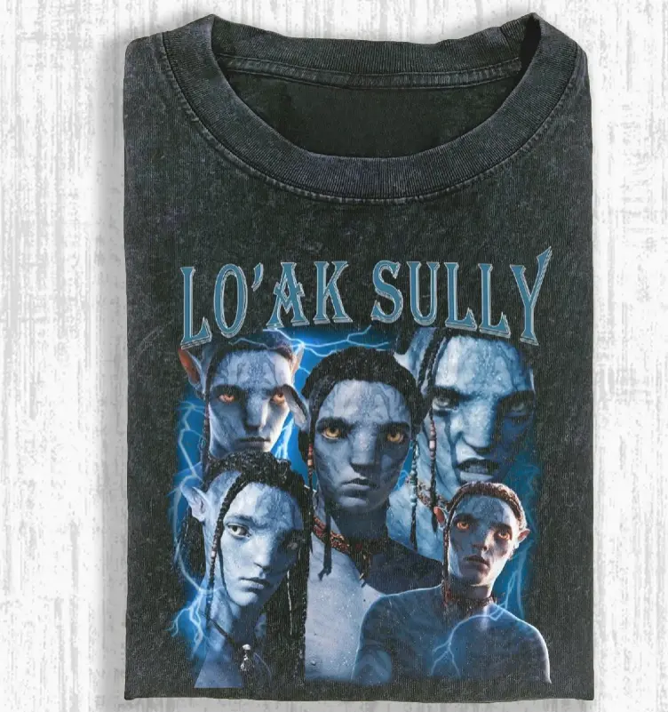 Retro Lo'ak Sully Avatar Crewneck Shirt, The Way of Water Vintage T-Shirt, Retro 90s Style Jake Sully Family Graphic Tee, Pandora Na'vi Blue Lightning Aesthetic Merch, Vintage Movie Trendy Unisex Streetwear, Sci-Fi Movie Fan Gift Top