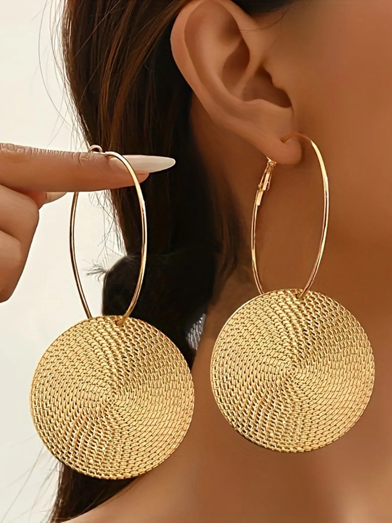 Women's Hammered Gold Geometric Circle Shape Earrings, Statement Hoops Earrings, Stylish Jewelry, Featuring vintage textured discs, these large hoops deliver a dramatic look, Versatile for parties and daily wear, perfect as a gift for Mother's Day