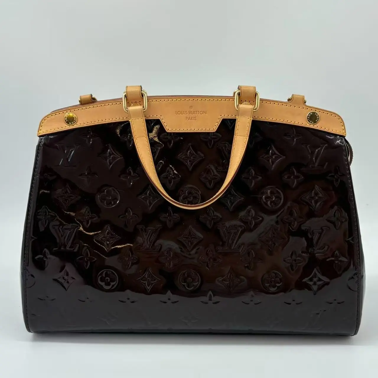 Pre-owned Louis Vuitton patent lighter Shoulder bags Monogram Vernis Brea MM Handbag #9230112979848674