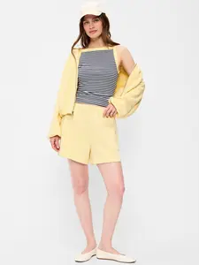 Old Navy Women's High-Waisted Bounce Fleece Shorts -- 5-inch inseam