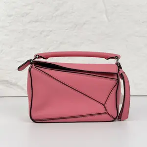 Pre-owned Loewe Shoulder Bags 5275