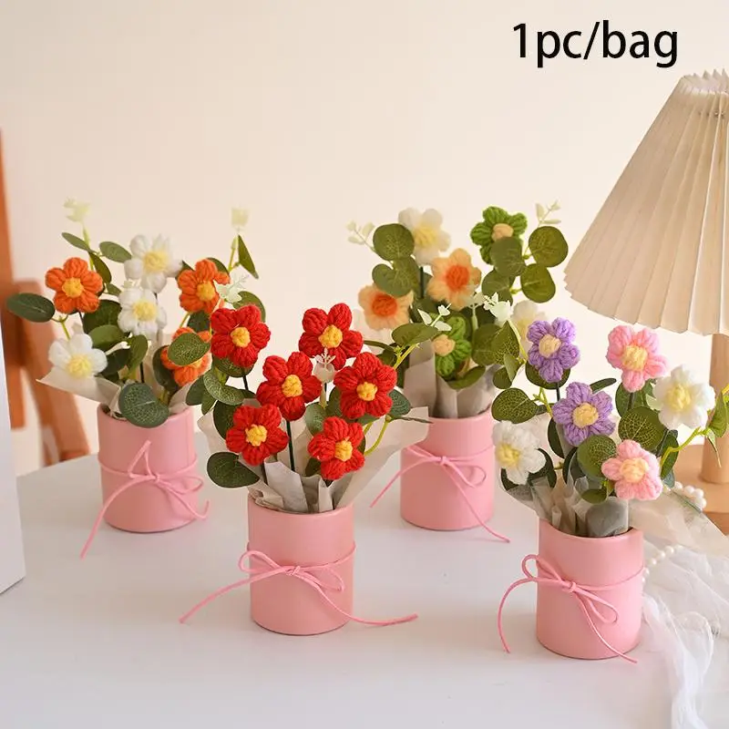 Crochet Flower Bouquet, 1pc Creative Knitted Eternal Bouquet, Desktop Decorative Flower, Gifts for Girl, Room Cozy Accessories, Eternal Flowers, Rosy