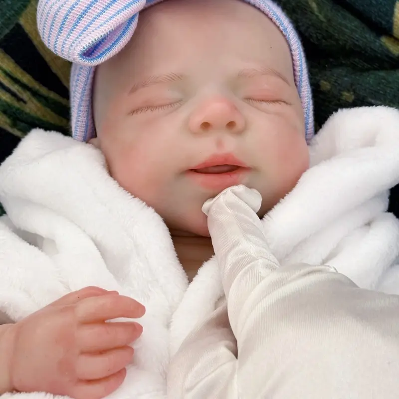 Realistic Newborn Sleeping Reborn Baby Doll, 18 in (45 cm) Soft Silicone with Lifelike Feel, Closed-Eye Design, Birth Certificate & Clothing, Perfect Gift for Children Soft Stuffed Doll