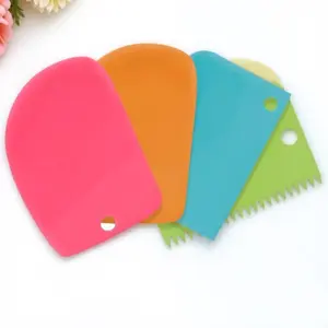 Flexible Fondant Scraper Tool, Heat-Resistant & Non-Stick Baking Spatula, 4-in-1 Cake Icing Smoother, Antibacterial & Easy-Clean Design, Professional Pastry Decorating Kit for Efficient Baking.