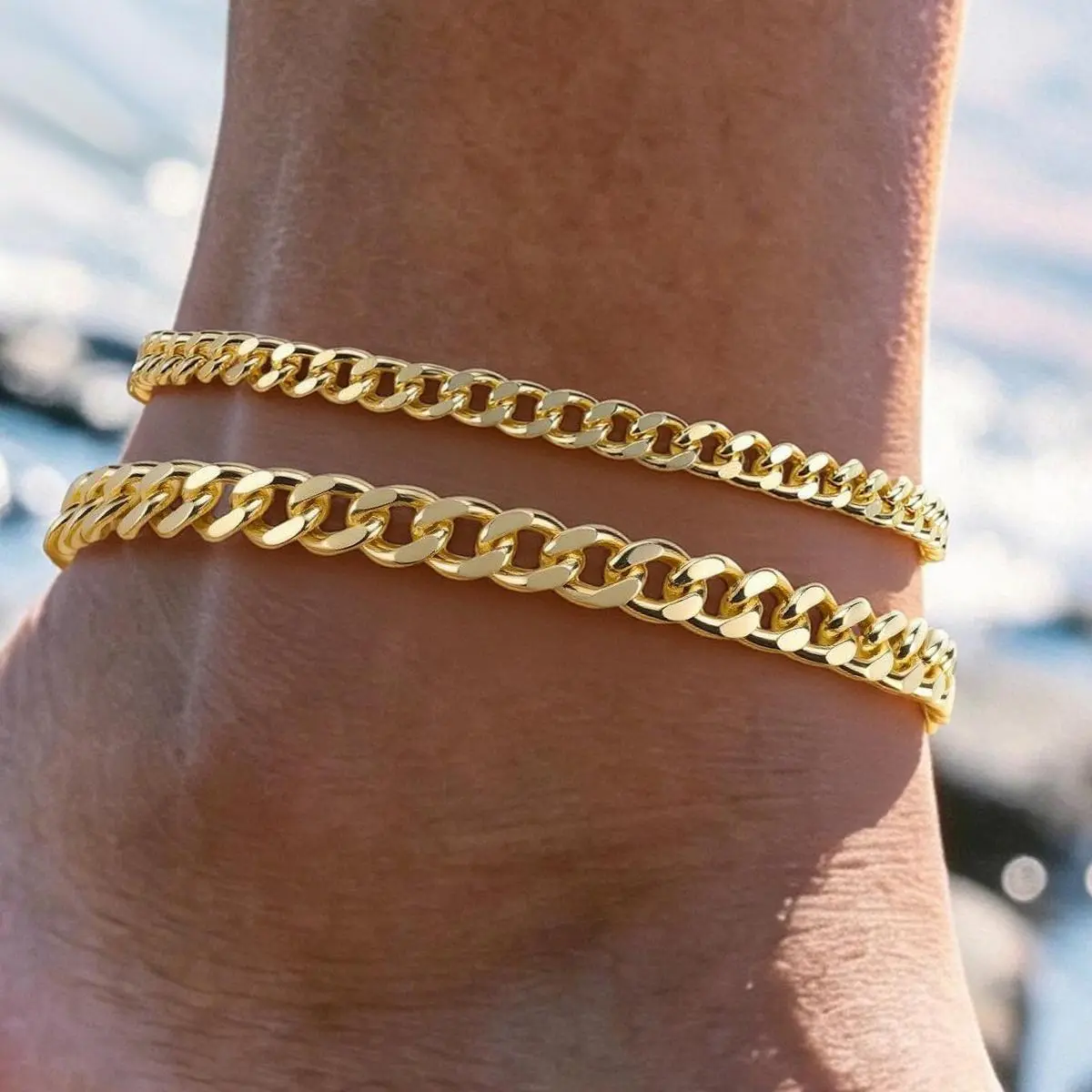 2PCS Layered Ankle Bracelets for Women,Chunky Gold Silver Anklets for Women,Waterproof Adjustable Cuban Link Stackable Ankle Bracelets Set ,Summer Beach Jewelry Gift