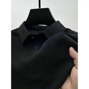 Classic men's waffle knit collar shirt, casual textured shirt, comfortable style, suitable for daily and home wear, fitted pattern, plain colorRAIMENTRY