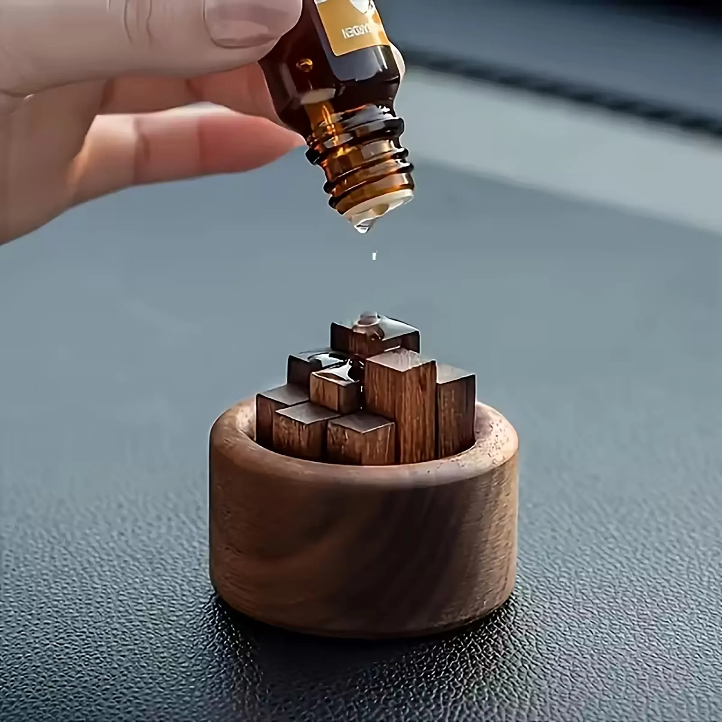 A Box of Essential Oil Diffuser, Wood Diffuser, Car Decoration, Home Decor Desktop Accessories, Fragrance, Calming Home Fragrance, Home Fragrance Products, Aromatherapy Diffuser