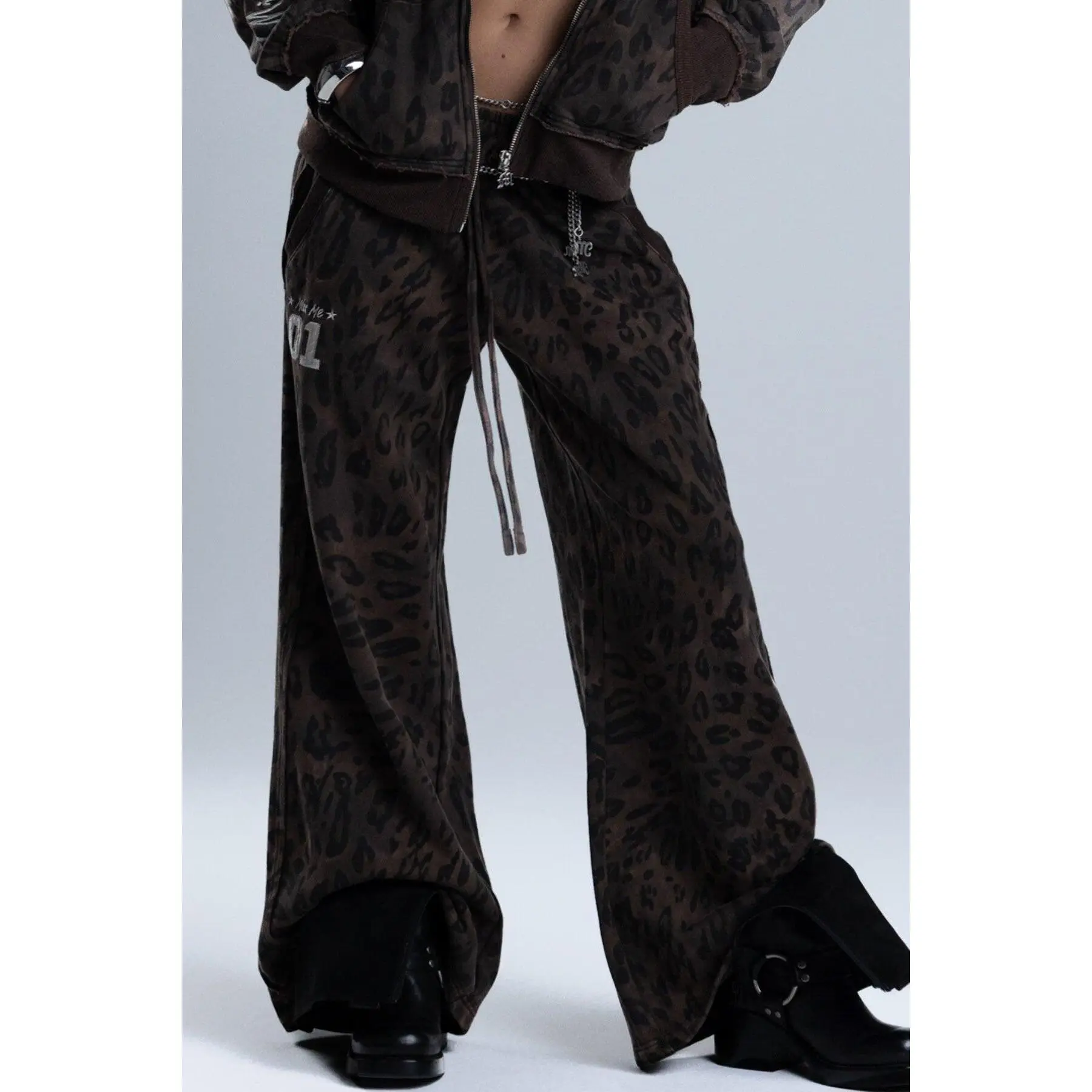 Sidney Leopard Sweatpants