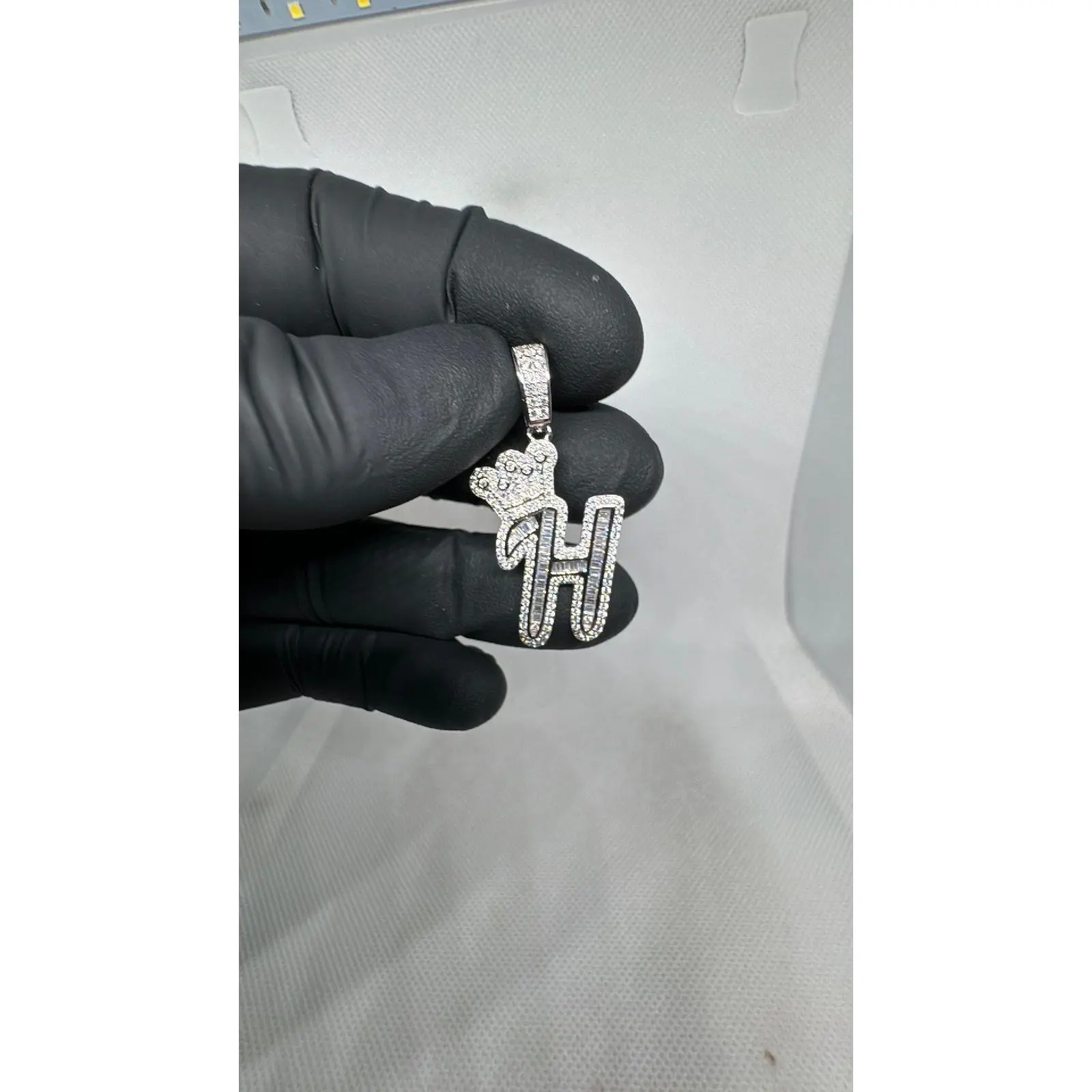 Superior 925 Silver Iced H Pendant with Crown, Luxury Silver Necklaces & Pendants for Adults, Ideal for Personal Style