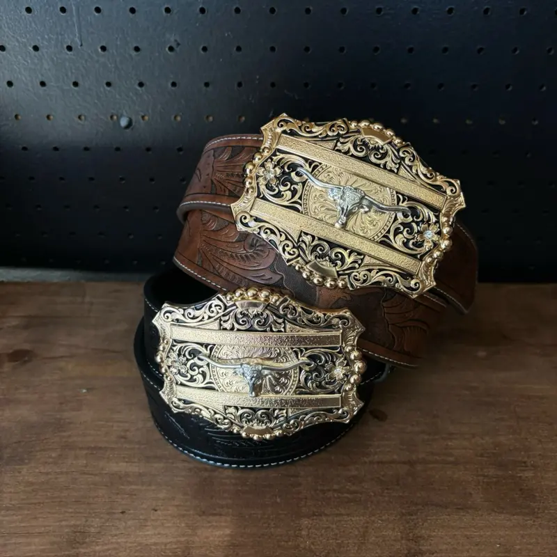 Unisex western belt black or brown buckle included with belt