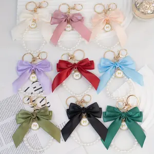 1 Piece Elegant Bowknot Imitation Pearl Keychain - Cute Bowknot Keychain - Exquisite Beading Craft, Suitable for Women's Daily Use, Bridal Christening, Wedding and Birthday Gift