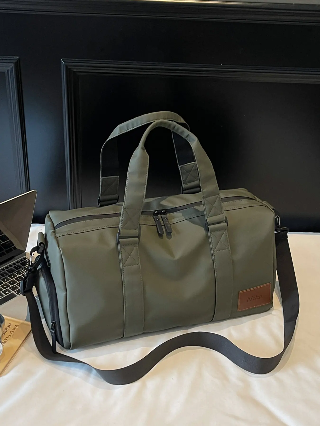 Fashionable Simple Casual Retro Travel Bag, Dry Wet Separation Large Capacity Gym Bag for Daily Use & Outdoor Activities, Fashionable Duffel Bag, Multifunctional Travel Duffels, Travel Duffle