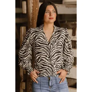 Women's Essential Fitted Long-Sleeve Animal-Print Canyon Call Zebra Top, Denim-Spandex Blend Blouse, Statement Piece