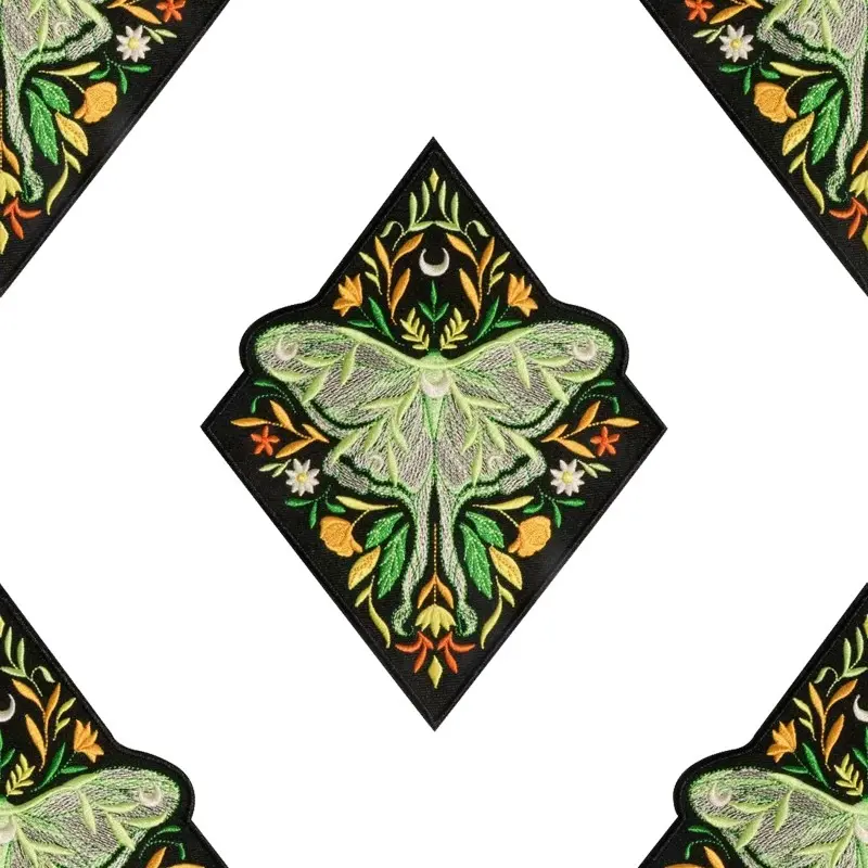 Autumn Leaf Moth Embroidery Patch, Embroidered Patches, Embroidery Design, Geometric Embroidery Design, Self-Adhesive Iron-On Applique, Perfect for Clothes Jackets Hats Accessories, 1 Piece