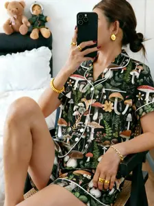 Women's Sleepwear Set Two-Piece Forest Mushroom Print, Comfortable Outdoor Home Wear Loungewear, All-Season Casual Fitted Pajamas