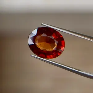 5.01 ct Natural Hessonite Garnet Honey Yellow – Oval Cut – AIG Certified