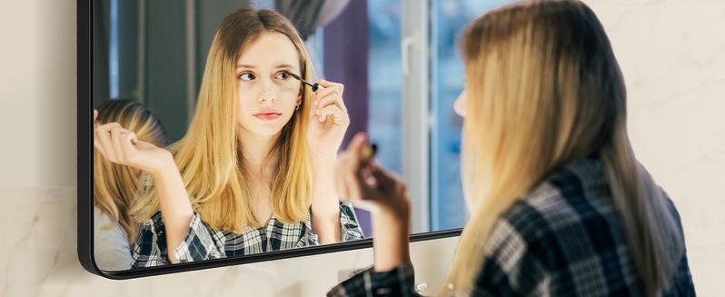 [Deal] Bathroom Mirror, Vanity Mirrors for Over Sink Wall, Rounded Rectangle Metal Frame, Modern Decorative for Restroom, Farmhouse