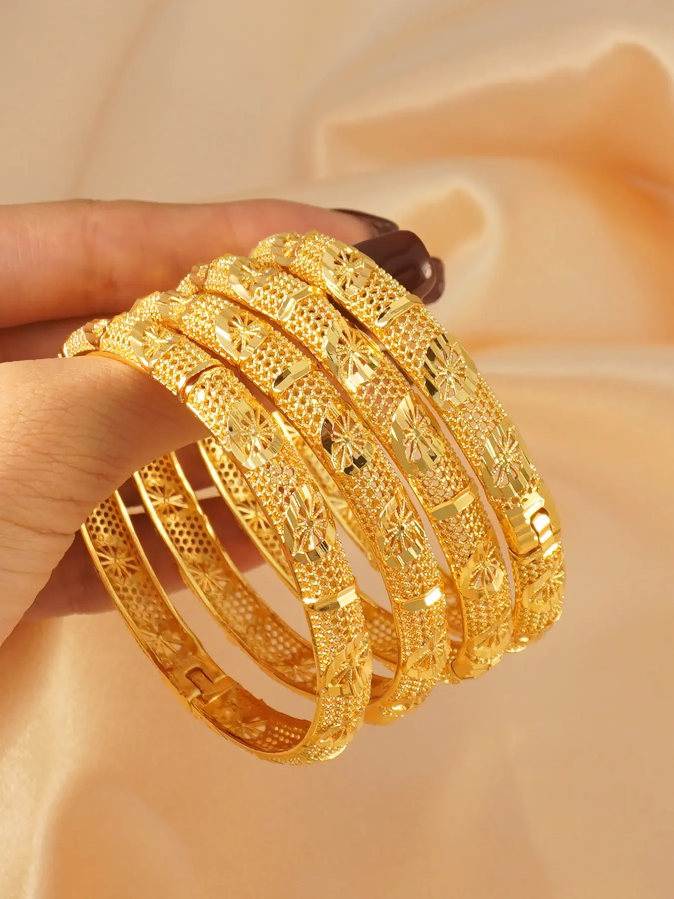 Luxury Women's Gold Plated Cuff Bracelet, Dubai Style Wedding Jewelry, Retro Floral Design, Copper Material, All Seasons, Premium Bracelet, Elegant Bangle