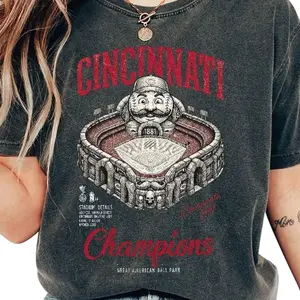 Vintage Cincinnati Baseball Shirt, Retro Reds Game Day T-Shirt Comfort Colors, Cozy Oversized Hoodie