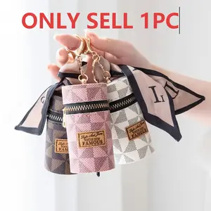 Mini Zip Keychain Wallet, Patterned Leather Coin Purse, Portable Cash Storage Bag, Fashionable Keychain Accessory, Ideal for Women