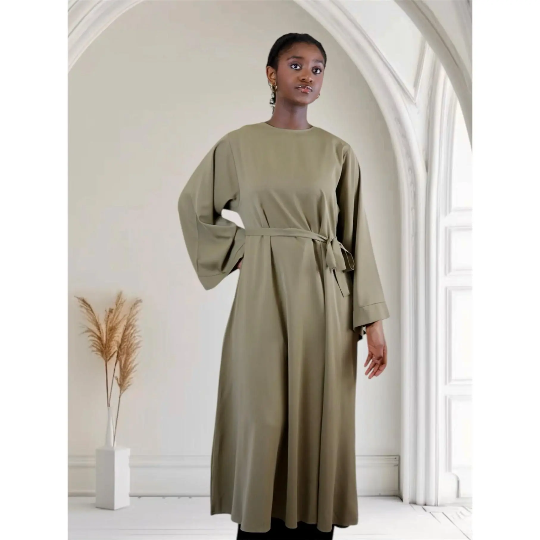 Essential Dubai Abaya | Sage Green