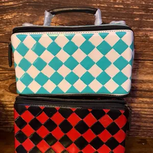 Checkered Make Up Bag - Vibrant Diamond Pattern for Organized Beauty Essentials