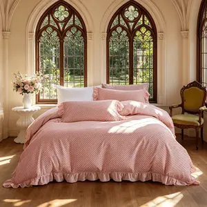 Vintage Striped Ruffle Polyester Bedding Set, Zipper Closure, Soft Breathable, Fits Single/double/king/xl Beds, Ideal for Dorms & Bedrooms