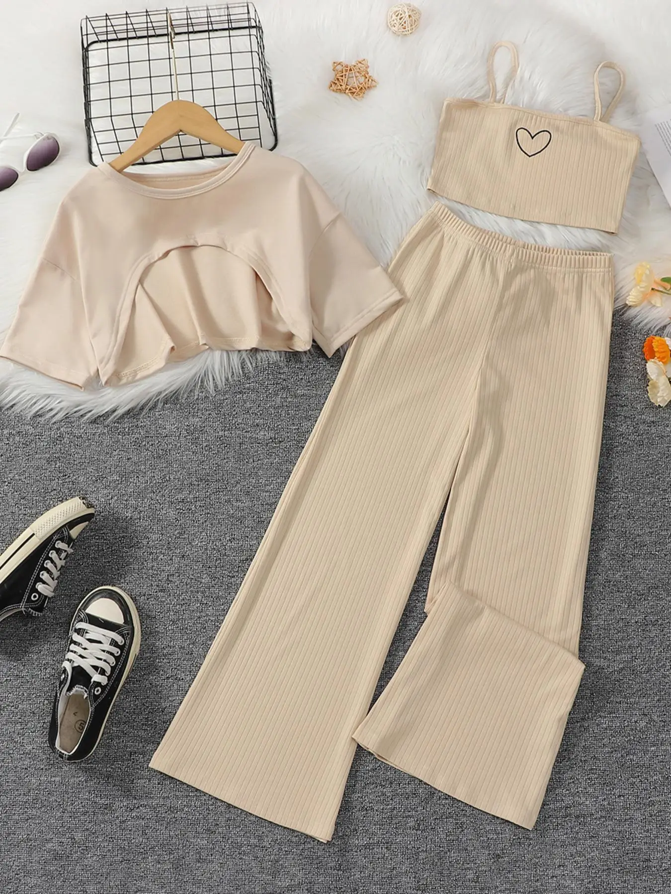 Girl's Heart Print Cami Top & Short Sleeve Top & Pants Set, Casual Fashion Cozy Three-piece Set for Daily Outdoor Wear, Kids Clothing for Summer