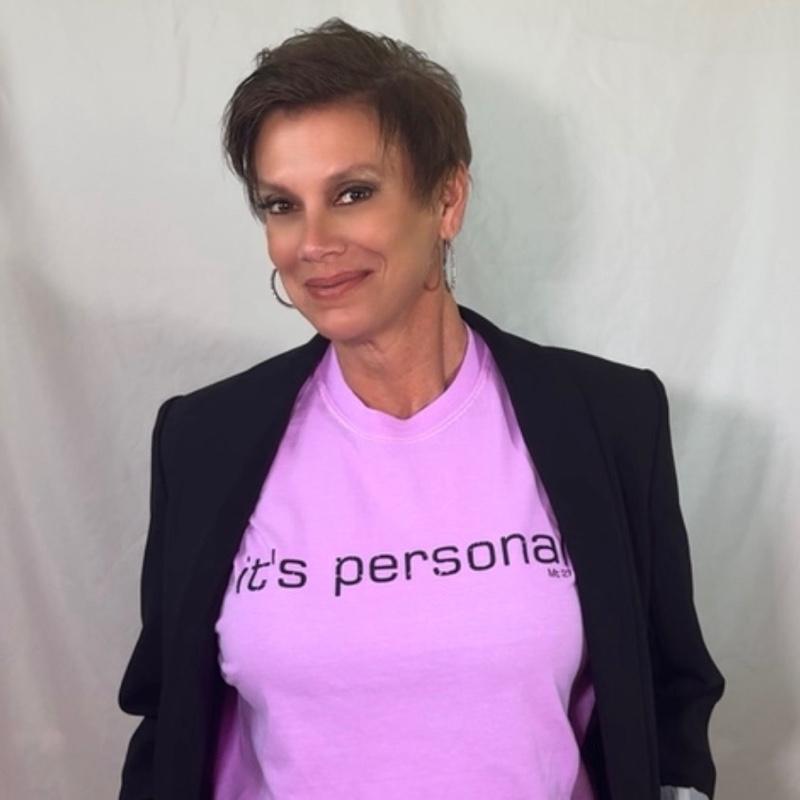 it’s personal Mt 27 Comfort Color T Graphic Design - Purple Top with "it's Personal" Text, Casual Style for Women - Womenswear Summer Tshirt Crewneck