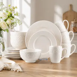 16-Piece Ceramic Dinnerware Set – Includes mugs, complete tableware, solid white porcelain with embossed design. Dishwasher safe and microwaveable, perfect for all meals, suitable for 4 people.