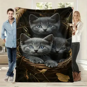 Soft Flannel Blanket with Cute Cat Design, Digital Print, Warm and Anti-Pilling, Ideal for Home Decor, Travel, Camping, Throw Blanket