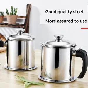 Stainless Steel Oil Filter Jug Large Capacity Leak-Proof Kitchen Oil Bottle, Home Use Cooking Oil Container, Durable and Easy to Clean