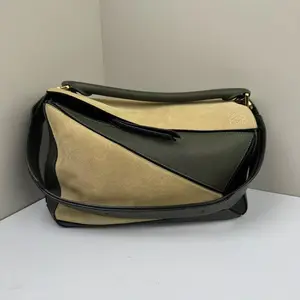 Pre-owned Loewe Calfskin/Suede Shoulder Bags Puzzle Medium Top Handle Green/Beige CPU0409