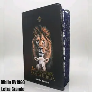 Deniashop Biblia Personalizada Negra de Leon Letra Grande de 12 Puntos Reina Valera 1960 Tamaño Manual en idioma Espanol