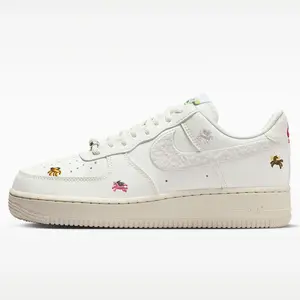 Nike Men's Air Force 1 '07 Low Premium Textile Mesh Breathable Comfort Casual Lifestyle Sneakers White IQ1143-100