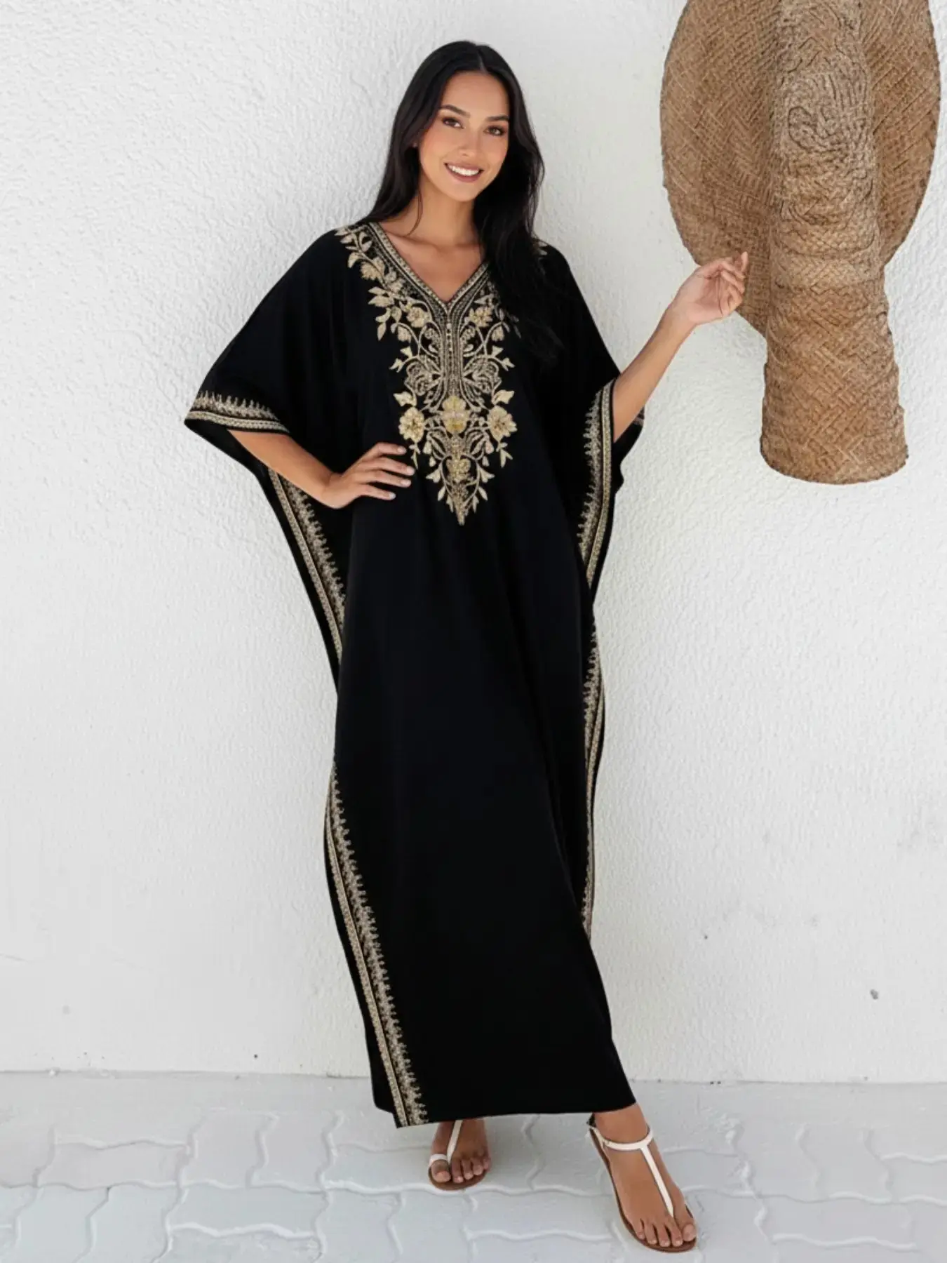 Edolynsa Embroidered Kaftan Robe, Maxi Loose Fit Casual Loungewear, Comfortable Home Wear, Stylish Plain Design, Modesty Caftan