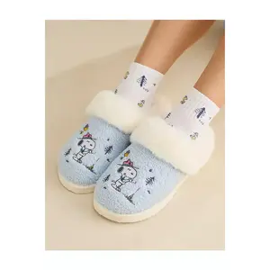 AE Camp Snoopy Scuff Slipper