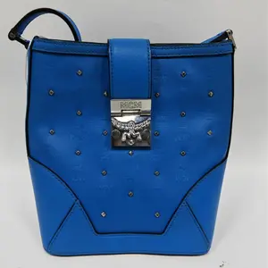 Pre-owned france Crossbody Bags MCM Blue Mini Studded Bucket Bag（SZ 54404 ）