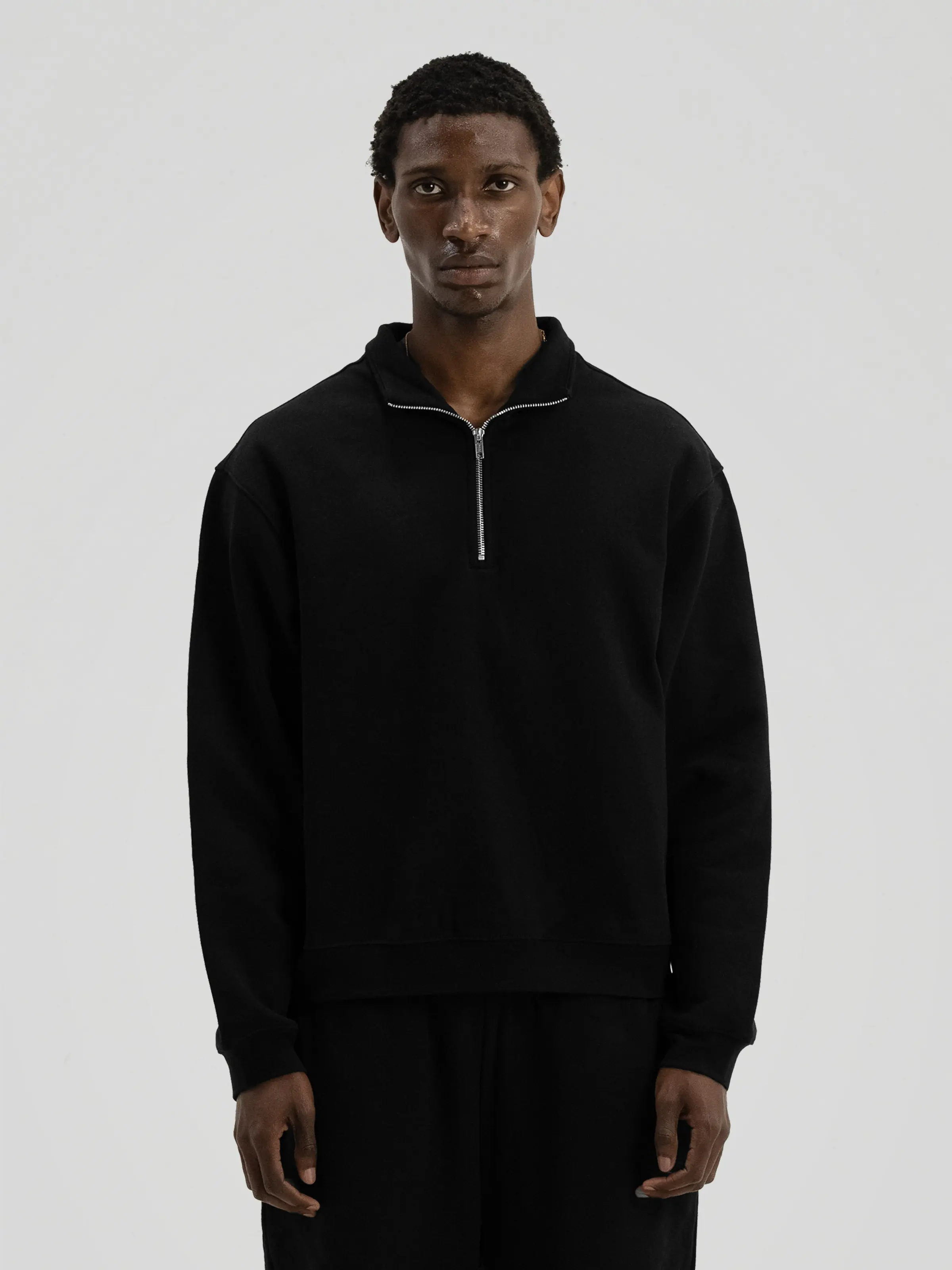 600 GSM 'Black' Quarter Zip Sweatshirt