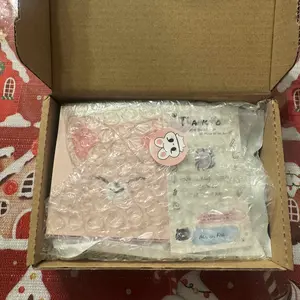 KPOP Photocard Pack - 5 PCs + Amounts of Freebies