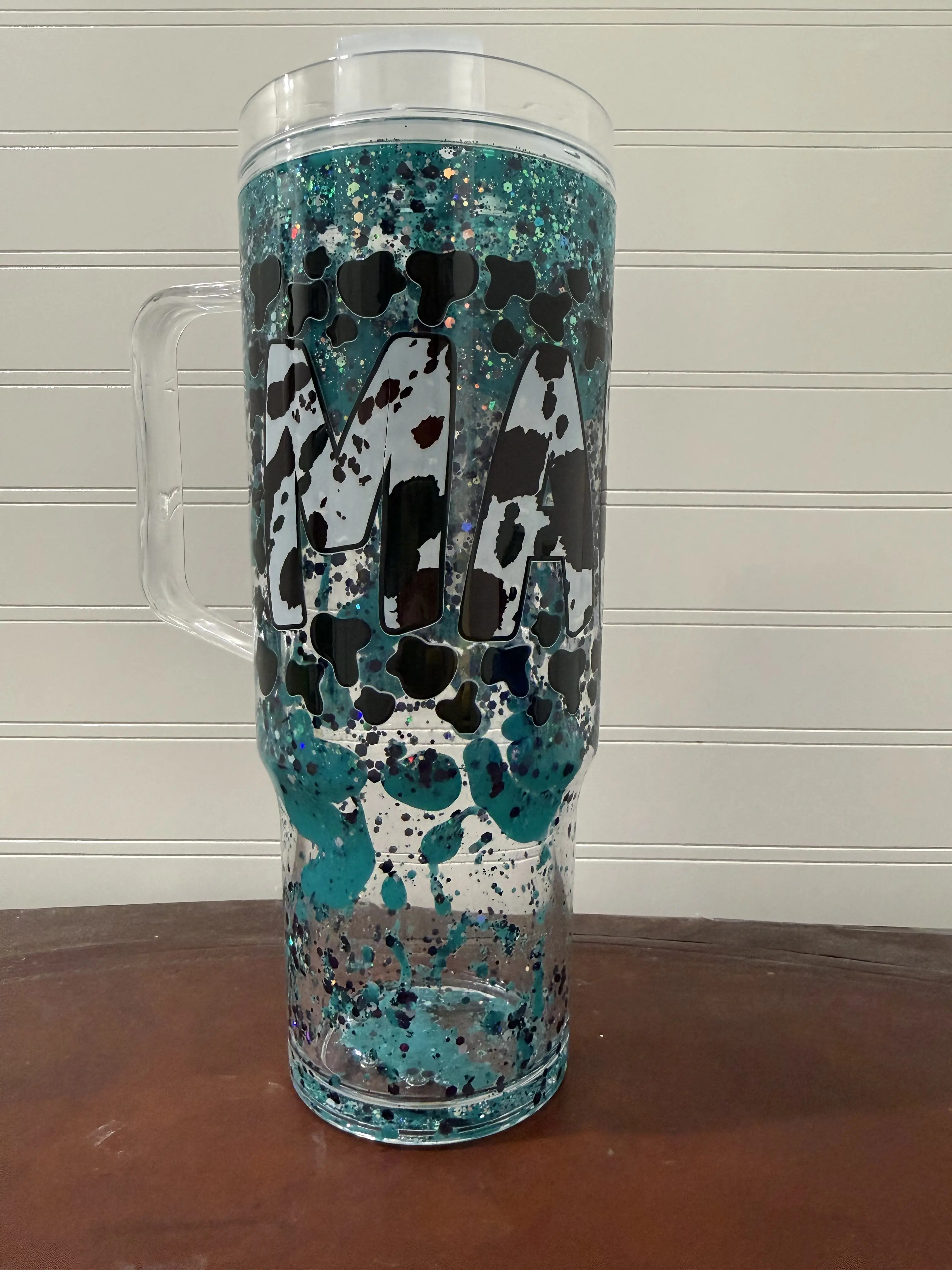 40oz UVDTF Designed Glitter Snowglobe Plastic Handled Tumbler_With Plastic Lids & Plastic Straws