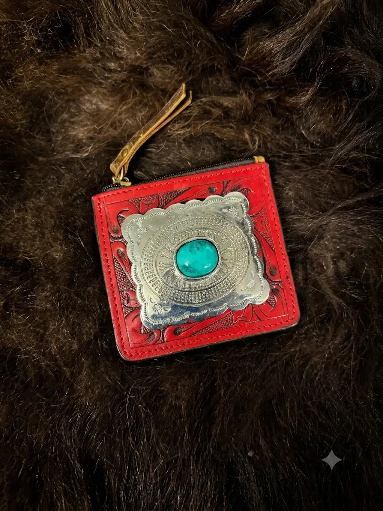 Women's Artisan Leather Wallet - Western Style, Zipper Closure, Concho Design with Turquoise Center Stone, Decorated Leather Wallet, Artisan Leather Women's Wallets