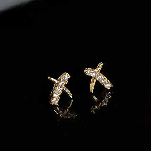 s925 sterling silver Tiny Letter X Stud Earrings，Minimalist Simple Unique Earrings for galentine‘s party valentine’s day gift，fashion zirconia earrings，anniversary holiday jewelry，gift for women