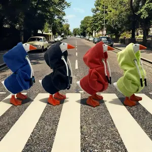 2Pack Goose Outfits Colorful Red Hoodies Mini Porch Goose Outfit Dollhouse Costumes for Charming Dollhouse Scenes