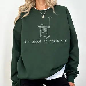 [Made in USA] I’m About To Crash Out Sweatshirt Funny ICU Nurse Crewneck Minimal Crash Cart Graphic Pullover, Snarky ER Nurse Sweatshirt for Women Men, Burnt Out RN Crewneck, Tired Hospital Staff Apparel, 2026 Nurse Coworker Gift