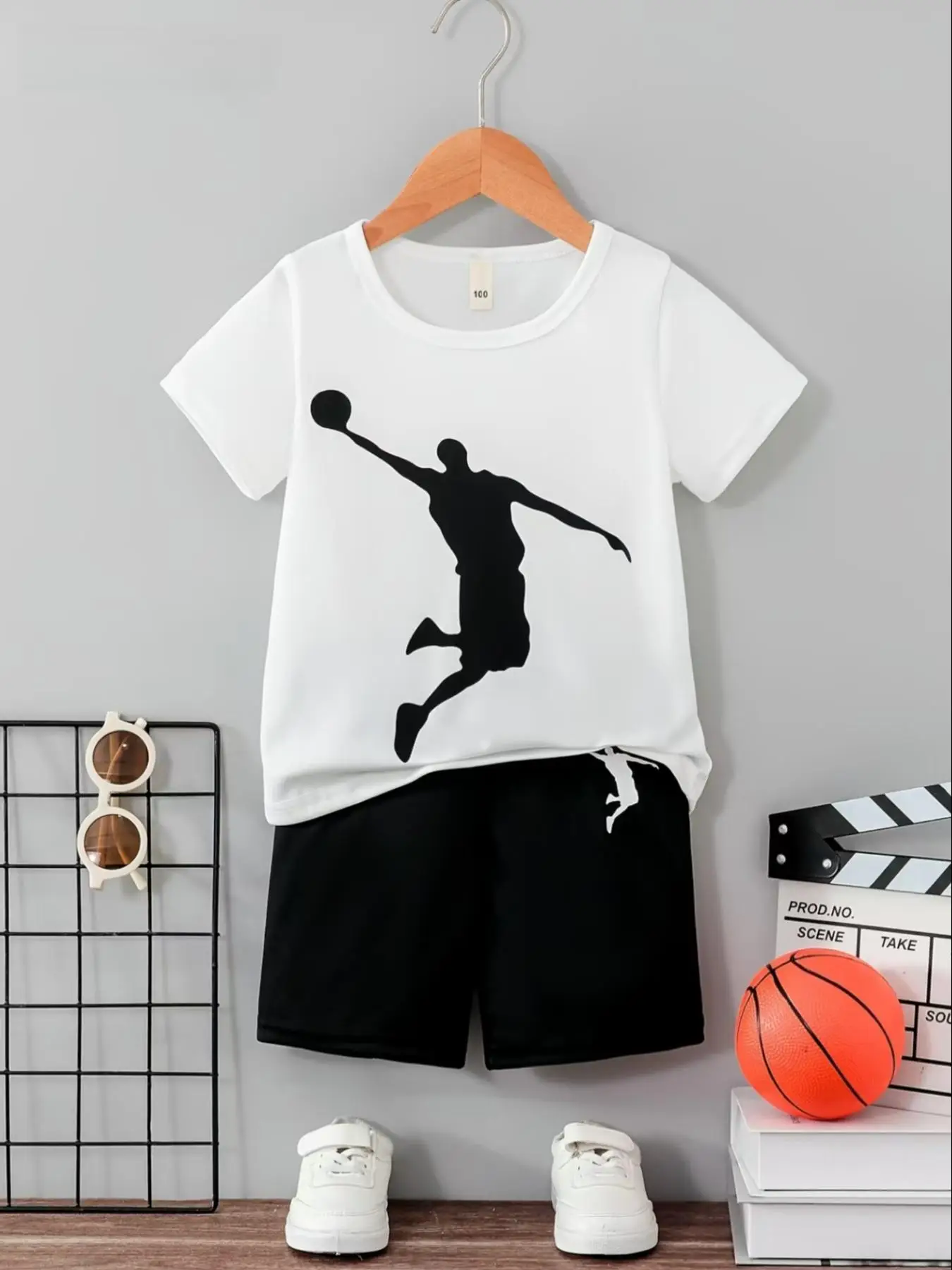 Two-Piece Set Toddler Boy's Basketball Player Print Tee & Elastic Waist Shorts Set, Casual Round Neck Short Sleeve T-Shirt & Track Shorts, Summer Clot